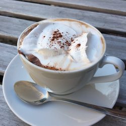 Café Neue Liebe - Vegan hot chocolate!