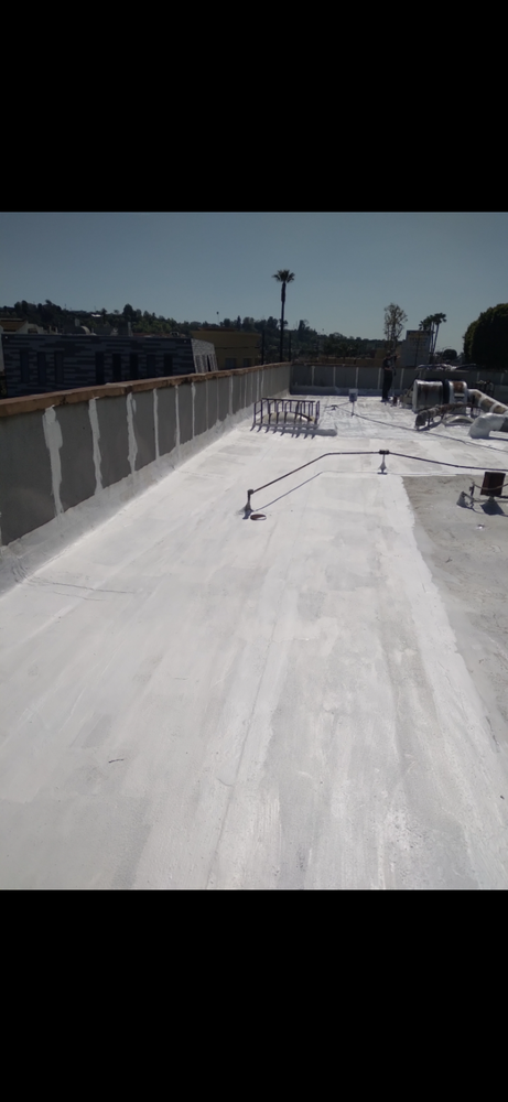 Slide of RR Roofing Service