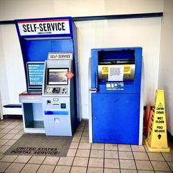 United States Post Office - USPS @ 2300 Story Rd. Irving has a self-service kiosk and a drop box!
