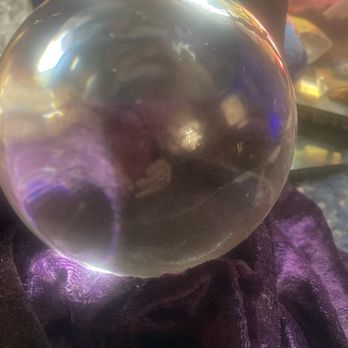 phone a wizard - One of my many crystal balls used for meditation - Psychic Mediums Near Me phone a wizard - One of my many crystal balls used for meditation - Psychic Mediums Near Me
