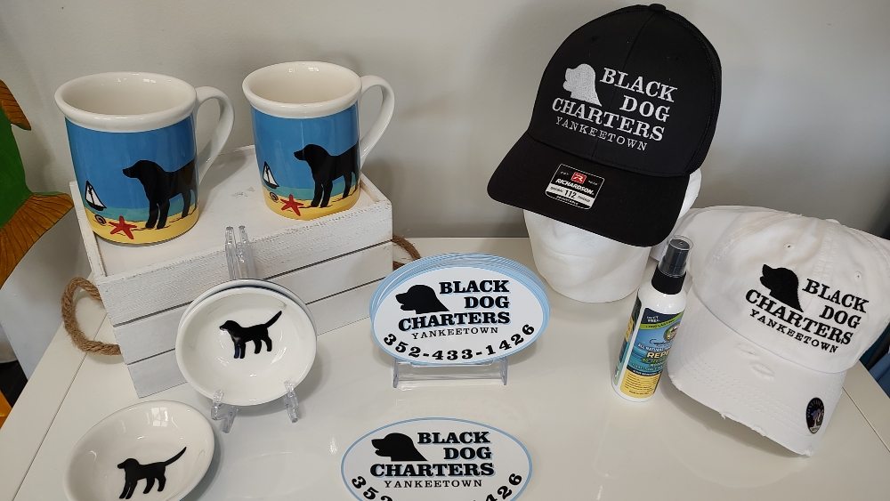 Yankeetown Traders Gifts and More Logo