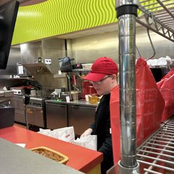 Sheetz - Been waiting for 20 min for 2 hotdogs and no one is here