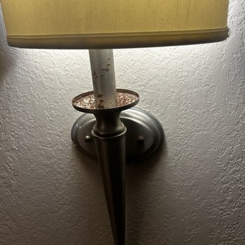 Hampton Inn College Station - Rust on the light fixtures - Hotels Near Me - College Station, Texas Hampton Inn College Station - Rust on the light fixtures - Hotels Near Me - College Station, Texas