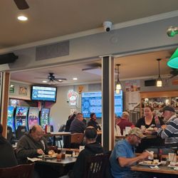 Badger Den - Nice Friday night crowd downtown at Lodi's newest restaurant, The Badger Den.