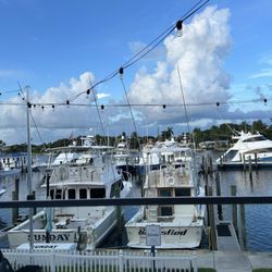 Pirate's Cove Waterfront Dining