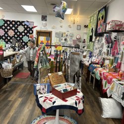 Crab Creek Quilting Company - Fun shopping