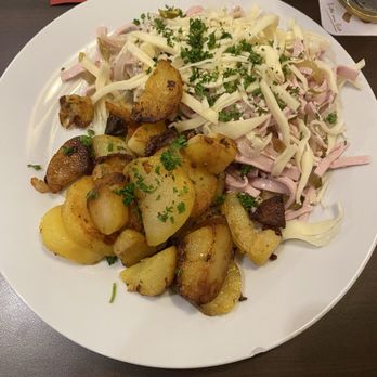 Mutter Ernst - Wurstsalat - German Near Me - Frankfurt, HE