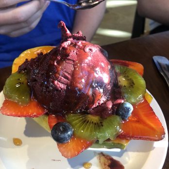 Eggs 'n Things Ko Olina - Fruit bowl - American Near Me - Kapolei, Hawaii Eggs 'n Things Ko Olina - Fruit bowl - American Near Me - Kapolei, Hawaii
