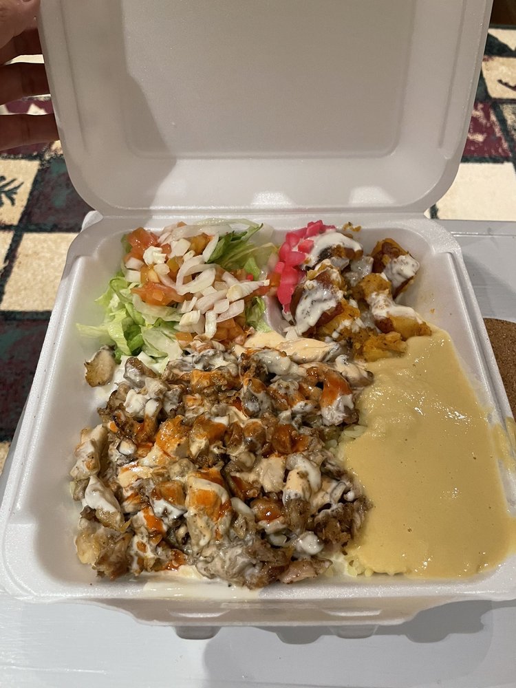 KING SHAWARMA & PIZZERIA Updated August 2024 1071 Danforth Road