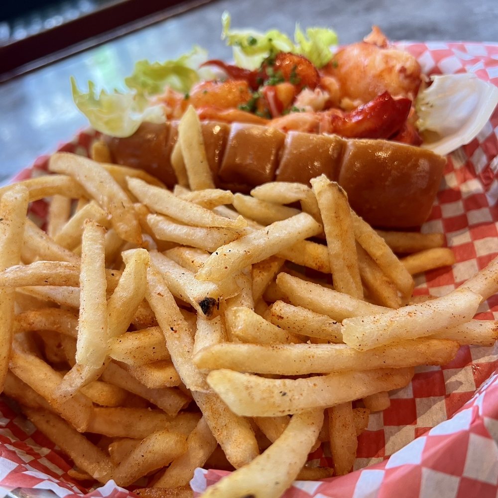 Smack Shack - Connecticut Style Lobster Roll - Seafood Near Me - Minneapolis, Minnesota Smack Shack - Connecticut Style Lobster Roll - Seafood Near Me - Minneapolis, Minnesota