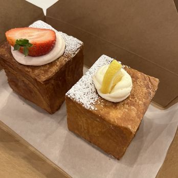 Le Kream - Cube croissants - Desserts Near Me - Houston, Texas Le Kream - Cube croissants - Desserts Near Me - Houston, Texas