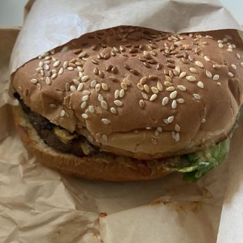 Buffalo Burger Restaurant - Cheeseburger - Burgers Near Me - San Francisco, California