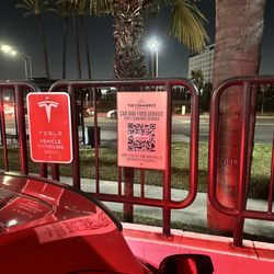 Tesla Supercharger - Commerce