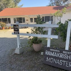 Ramakrishna Monastery - Gift shop