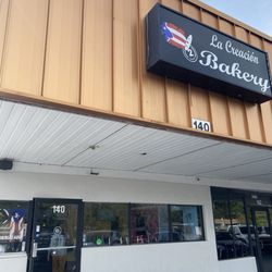 La Creación Bakery 2 - Brandon