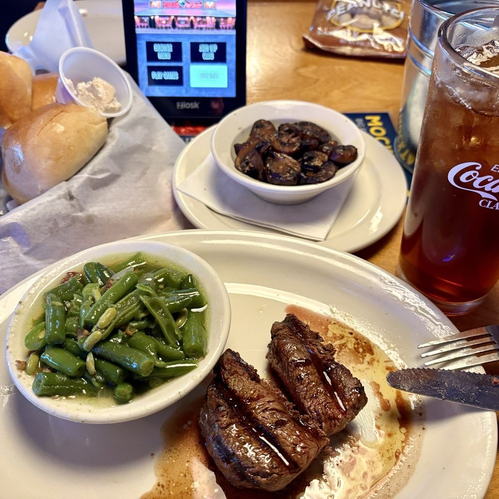 Texas Roadhouse - One of the best dinners I've had in months! - Steakhouses Near Me - Mount Dora, Florida