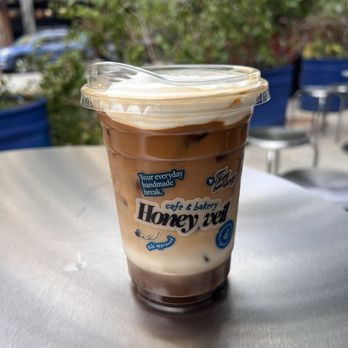 Honey Veil - Banana bread coffee with honey whipped - Bakeries Near Me - South Miami, Florida Honey Veil - Banana bread coffee with honey whipped - Bakeries Near Me - South Miami, Florida