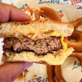Lucky Beaver Bar & Burger - Platinum burger - Sports Bars Near Me - Stateline, Nevada