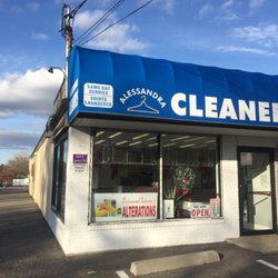 Alessandra Cleaners - Drive Thru area
