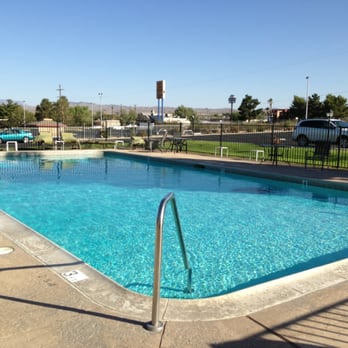 Quality Inn On Historic Route 66 - Cold pool, no spa, close to parking. - Hotels Near Me - Barstow, California Quality Inn On Historic Route 66 - Cold pool, no spa, close to parking. - Hotels Near Me - Barstow, California