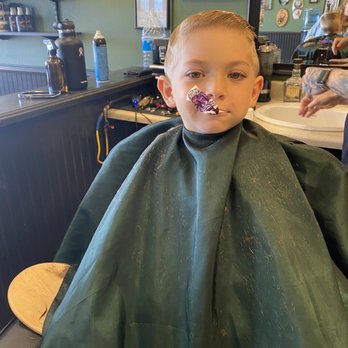 Golden Crown Barber Shop 2 - Barbers Near Me - Lake Forest, California Golden Crown Barber Shop 2 - Barbers Near Me - Lake Forest, California