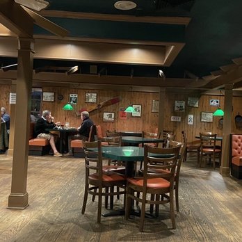 Austin's Cattle - Back dining area - New American Near Me - Valdosta, Georgia