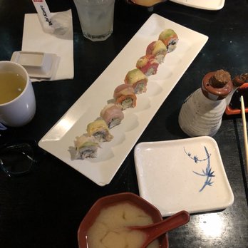 Sushi Kinoya - Rainbow roll - Sushi Bars Near Me - Long Beach, California Sushi Kinoya - Rainbow roll - Sushi Bars Near Me - Long Beach, California