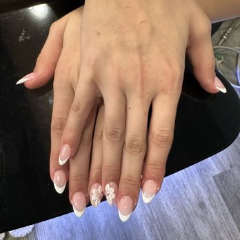 R A Nails - Nail Salons Near Me - Roseville, California