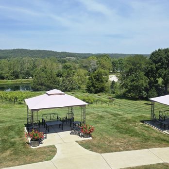 Chandler Hill Vineyards - Outside back patio view - Wineries Near Me - Defiance, Missouri