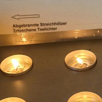 Evangelische Kirche - Spenden Kerzen. - Churches Near Me - Haan, NW