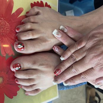 Mindy's Nails & Spa - Snowmen are the cutest!!! - Massage Near Me - Yucaipa, California Mindy's Nails & Spa - Snowmen are the cutest!!! - Massage Near Me - Yucaipa, California