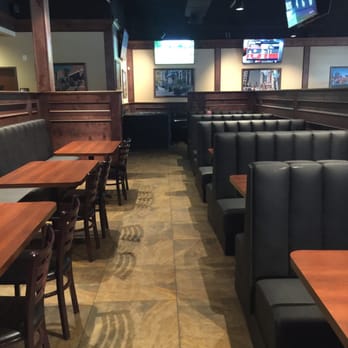 Barro's Pizza - Pizza Near Me - Chandler, Arizona