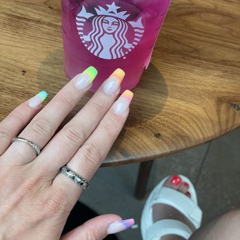 BackStage Nail & Spa - Nail Salons Near Me - Chicago, Illinois BackStage Nail & Spa - Nail Salons Near Me - Chicago, Illinois