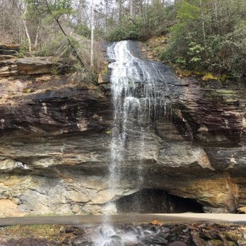Bridal Veil Falls - Landmarks & Historical Buildings Near Me - Highlands, North Carolina