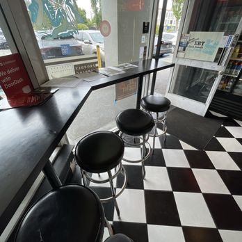 Tiffanys Cafe - Inside and outside seating - Burgers Near Me - San Francisco, California
