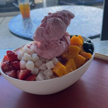 Haebing Dessert - Mixed fruit bingsu - Desserts Near Me - Mill Creek, Washington