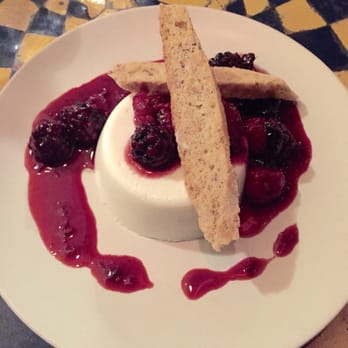 Pizzetta 211 - Panna cotta with berry compote - Pizza Near Me - San Francisco, California Pizzetta 211 - Panna cotta with berry compote - Pizza Near Me - San Francisco, California