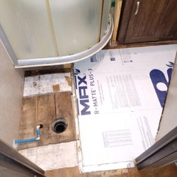 Happy Campers Mobile RV Repair Service - New bathroom floor