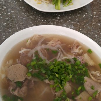 Pho Que Huong - Vietnamese Near Me - Honolulu, Hawaii Pho Que Huong - Vietnamese Near Me - Honolulu, Hawaii