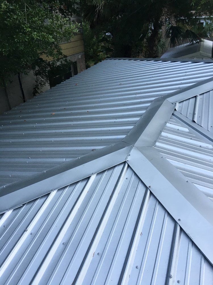 Slide of Reiter Roofing