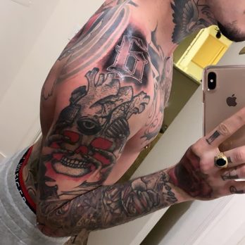 Delta Art & Tattoo - Fresh 6 by Richard - Tattoo Near Me - Pittsburg, California