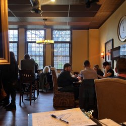 School & Vine Kitchen & Bar