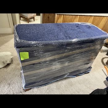 Rainy Day Movers - They wrapped all furniture and transported them with care. Superb service! - Movers Near Me - Kirkland, Washington