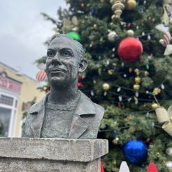 Steinbeck Plaza One