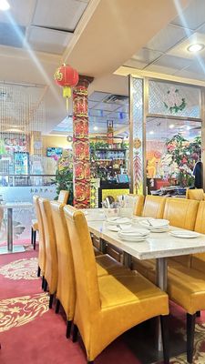 Hop Woo BBQ & Seafood Restaurant (Chinatown) by null