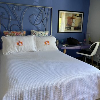 Inn at Northrup Station - Hotels Near Me - Portland, Oregon Inn at Northrup Station - Hotels Near Me - Portland, Oregon