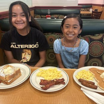 Joanne's Cafe - Stuffed French toast and pancakes with bacon and eggs - American Near Me - Ontario, California