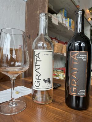 Gratta Wines and Market by null