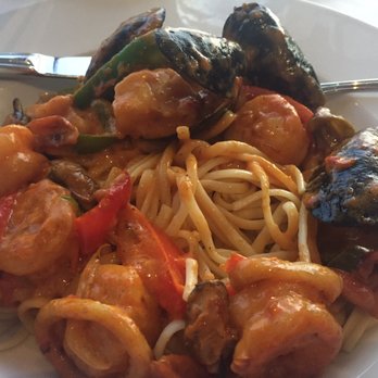 Skylon Tower - Seafood pasta. - Canadian (New) Near Me - Niagara Falls, Ontario Skylon Tower - Seafood pasta. - Canadian (New) Near Me - Niagara Falls, Ontario