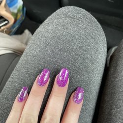 Acrylic nails
